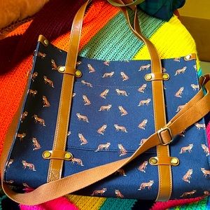 Modcloth Camp Director Zipped Tote